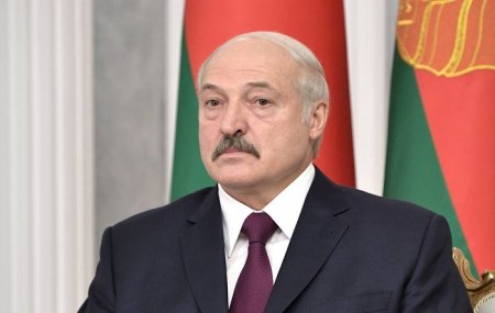 Лукашенко подписал декрет о передаче президентских полномочий
