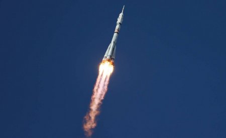 "Союз МС-19" с первым "киноэкипажем" вышел на орбиту Земли
