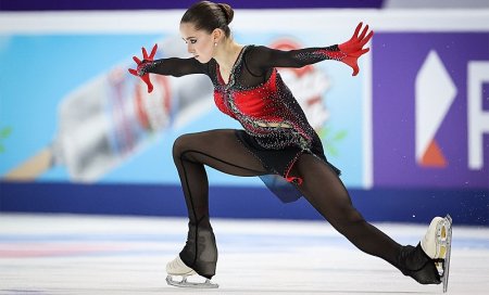Фигуристка Валиева выиграла чемпионат России с мировым рекордом