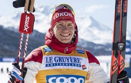 Лыжник Александр Большунов стал вторым в гонке "Тур де Ски"