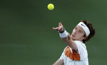 Теннисист Андрей Рублев выиграл турнир в Дубае