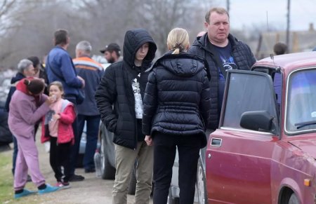 Боевики ВСУ обстреляли колонну с беженцами в Харьковской области