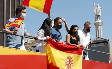 Курорты Испании могут закрыться вновь из-за вирусов