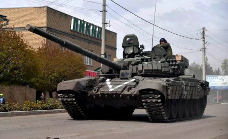 танк Т-72БЗ ВС РФ в Купянске