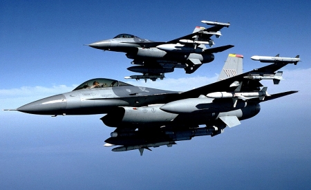 Военные самолёты F-16 НАТО