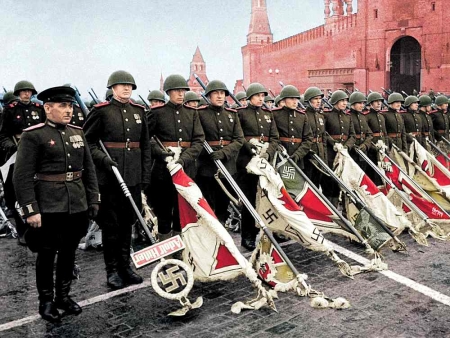 Парад воинов Красной армии СССР 1945 года в Москве